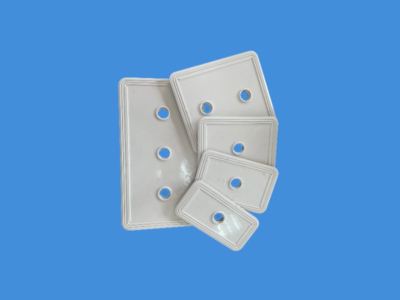 �ܼ��͸���